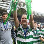 Bývalý keltský útočník Anthony Stokes sa vrátil do futbalu s tímom Conor McGregor Pub Blackforge FC
