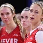 Caitlin Clark sa dotýka vírusového videa bikín spoluhráčov: „Zamerajte sa na basketbal“