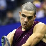 Carlos Alcaraz debutoval počas svojho prvého kola na US Open nový strih