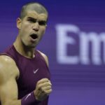 Carlos Alcaraz zaisťuje, že jeho vlasy sa určite rozširujú o pár dní.