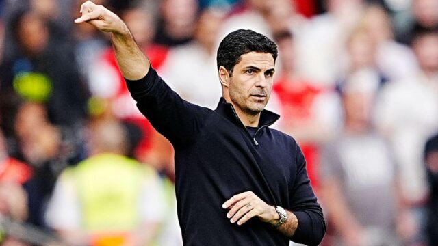 Carragher Bangs 'Rianian na set-kusy' arteta po „robotovej“ anfieldovej efektívnosti 

