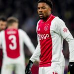 Amsterdam, Holandsko -30. január: Chuba Akpom od AFC Ajax sa pozerá na UEFA Europa League 2024/25 ligy -fáza MD8 -FIGHT medzi AFC AJAX a Galatasaray ako v Johan Cruijff Arena 30. januára 2025 v Amsterdame v Honériku. (Foto Rene Nijis/MB Media/Getty Images)