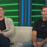 Footy Immortal dostal deväť hviezd Andrew Johns (vpravo), jeho kolegu Brad Fittler (vľavo) vtipy, že ich Freddy a ôsma šou majú v úmysle zrušiť po stredu po trans-ľuďoch a sexuálnom masáži divokým tkanivom a sexuálnou masážou, ktoré sa chystajú na sexuálnu masáž.