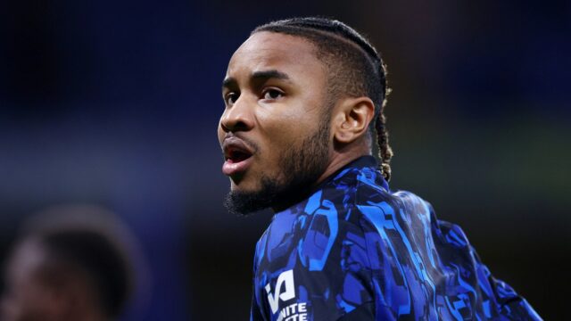 Zdá sa, že Nkunku opúšťa Stamford Bridge ...