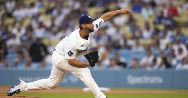 Clayton Kershaw je opäť zručný v Dodgersovom zisku Reds 

