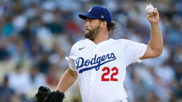 Clayton Kershaw pomáha Dodgersovi pravú loď proti súperom Padres

