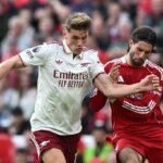 Čo spôsobilo, že Gary Neville robí v porovnaní s Liverpoolom, ako to všetko uvádza