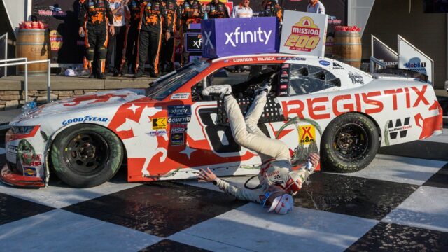 Connor Zilian prelomí golierovú kosť po víťazstve v sérii Xfinity -Race

