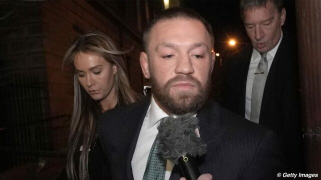 Conor McGregor zlyhá v odvolaní na znásilnenie, pýta sa, „ako ľudia spia“

