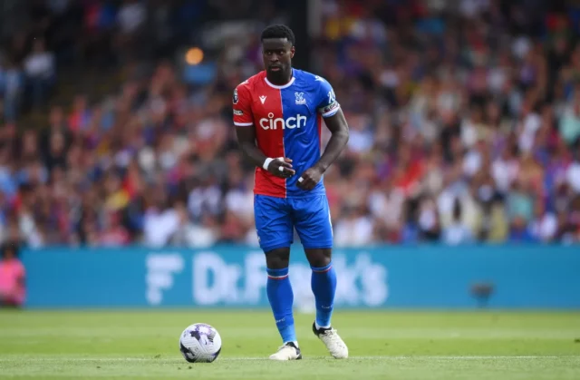 Crystal Palace odmieta dve ponuky od Liverpoolu podpísať Marca Guehiho

