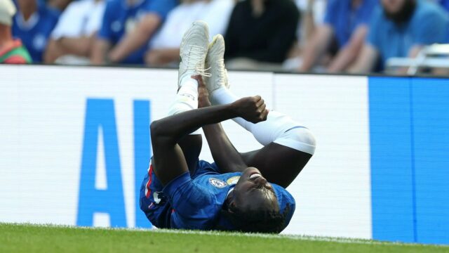 Chalobah čelí závodu proti času, aby bol vhodný pre prvý zápas Chelsea v prvej sezóne