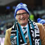 David Koch, predseda moci (na obrázku) a zvyšok predstavenstva, údajne pokračujú v úsilí najlepšej mosadze klubu pre predsedu vlády Warrena Tredreasa po podcastingových predstaveniach.