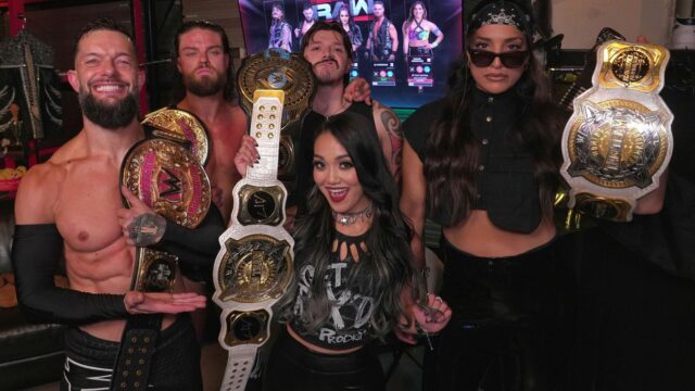 Deň skúšky zosadil Summerslam WWE; Noví korunovaní majstri

