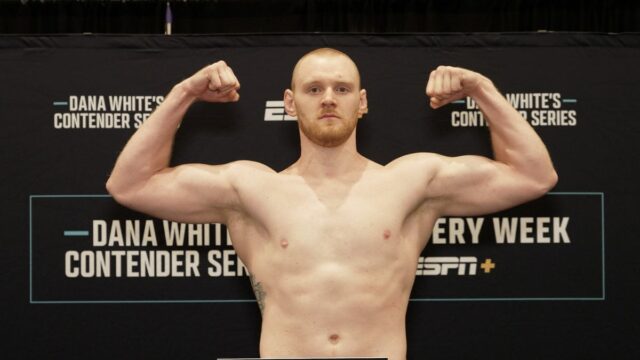 Dizajnér softvérového programu One Win Far od dohody UFC 


