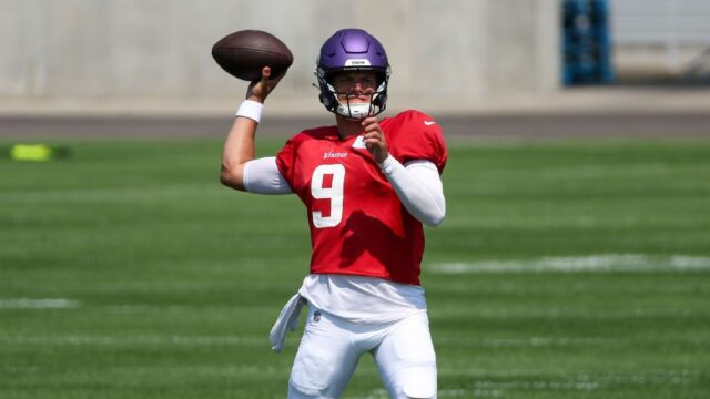 Dobré a zlé od JJ McCarthy v tréningu Vikings

