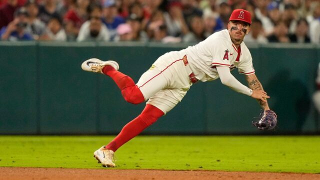 Dodgeres 'Shohei Ohtani sa dostane do trojitej hry Dodgeres 'Shohei Ohtani sa dostane do trojitej hry