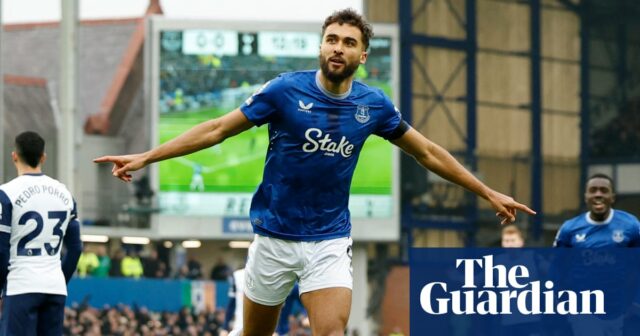 Dominic Calvert Livin, ktorý má Leeds Medical, pretože uzatvára voľný prenos | Leeds United

