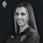 Drahý futbalový tréner žien Tucson Kelly Pierce náhle zomrel