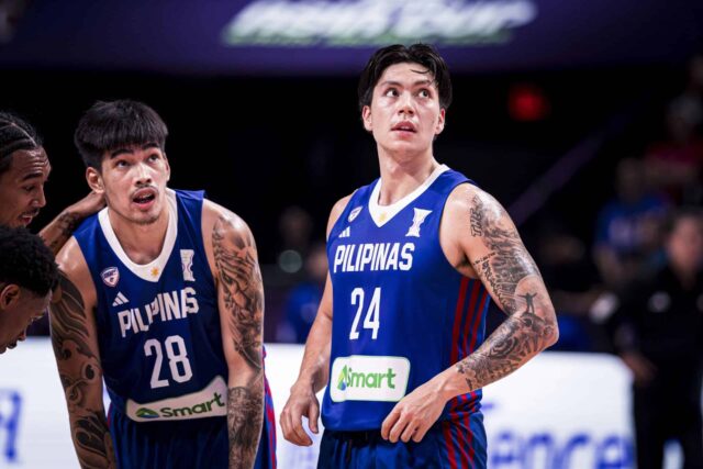 Dwight Ramos od Gilas Pilipinas počas hry proti Austrálii v Fiba Asia Cup 2025.