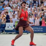 Eala trápi Tauson v Spojených štátoch Open; 1. z Filipín, aby vyhral významný oblek