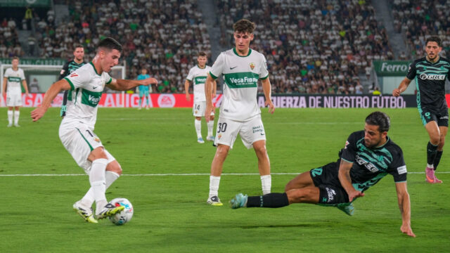 Elche odmeňuje vytrvalosť v otvárači La Liga proti Real Betis



