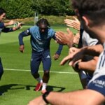 Eze začína, Odegaard a Saka sa zmenili, keď Mikel Arteta dokáže vykonať 3 úpravy oproti Liverpoolu