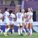 Filipínsky ženský futbalový tím známy ako Filipinas v akcii počas majstrovstiev žien ASEAN.