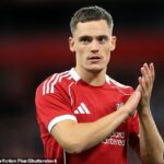 Florian Wirtz vysvetľuje „naozaj dobrý“ hráč Liverpoolu, ktorý na ňu zapôsobil pred sezónou