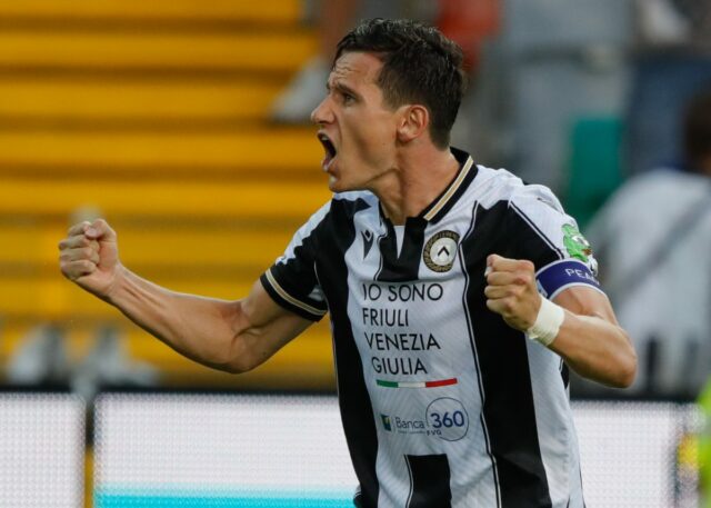 Florian thauvin z Udinese Thauvin v blízkosti prekvapenia šošovky

