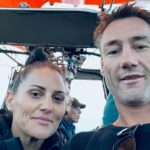 Adam Hunter (na obrázku vpravo) Partner Lisisha Yacoub (vľavo) sa otvoril bitkám svojho partnera so závislosťou
