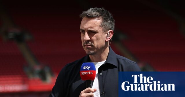 Forest Gary Neville Nottingham, ktorý sa zúčastnil na novej sezóne, Bacon | Gary Neville

