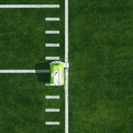 Futbalové pole kreslenie liniek? Toto je teraz práca pre robotov