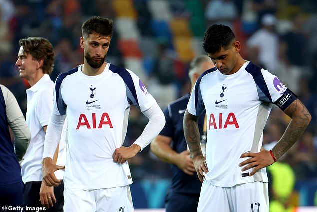 Futbalový štýl Thomasa Franka by sa ťažko rozlíšili ako anjeli, Futbalový štýl Thomasa Franka by sa ťažko rozlíšili ako anjeli, ale dráma zostáva, píše Matta Barlowa, keď je Spurs mučený šokujúcim PSG Super Cupu