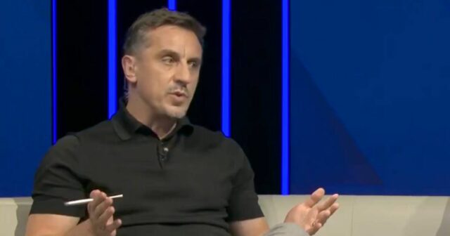 Gary Neville odhaľuje svoje skutočné farby po tom, čo sa pýtal na výbušný podcast Marcusa Rashforda



