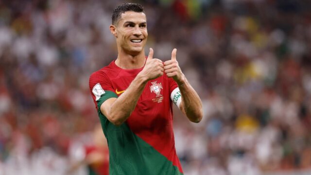 Georgina Rodriguez oznamuje Cristiano Ronaldo, ukazuje Gaudy Diamond Ring


