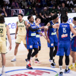 Gilas Pilipinas proti Austrálii počas štvrťfinále pohára v Ázii v roku 2025.