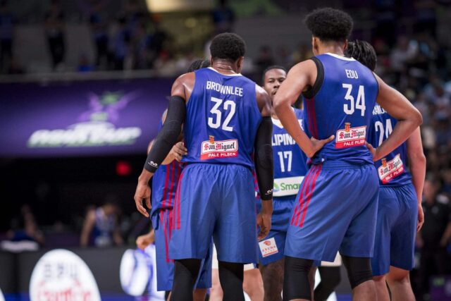 Gilas Pilipinas počas hry proti čínskym Taipei v Fiba Asia Cup 2025.