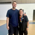 Bývalý veterán PBA Greg Slaughter Barangay Ginebra TRACK TIM CONE