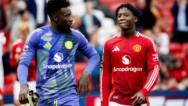 Grimsby vs Manchester United Live aktualizácie, hrnček pre zobrazenie organizácie, hodnotenie, hodnotenie, zvýraznenie 

