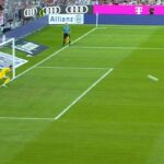 Harry Kane videl svoju prvú polovicu svojho trestu proti Tottenhamovi potom, čo stratil nohu a prešiel cez bar.