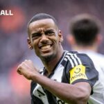 Hnutie Liverpool odomknutia pre Alexandra Isaka na útočníkovú ponuku potvrdilo