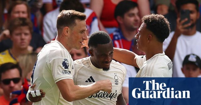 Hudson-Odoi robí z Nottingham Woodland faktor v „El Casico“ v ​​Crystal Royal Residence | Premier Organization 

