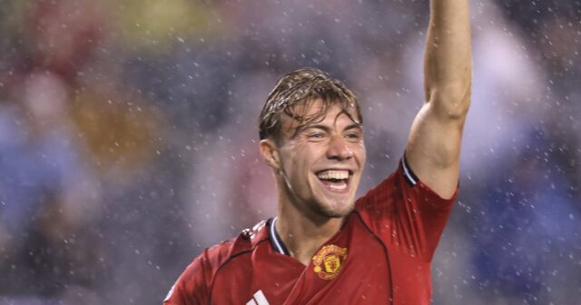 Hviezda Man Utd je pripravená na šokové stretnutie s bývalým spoluhráčom po nadobudnutí kontaktu prenosu



