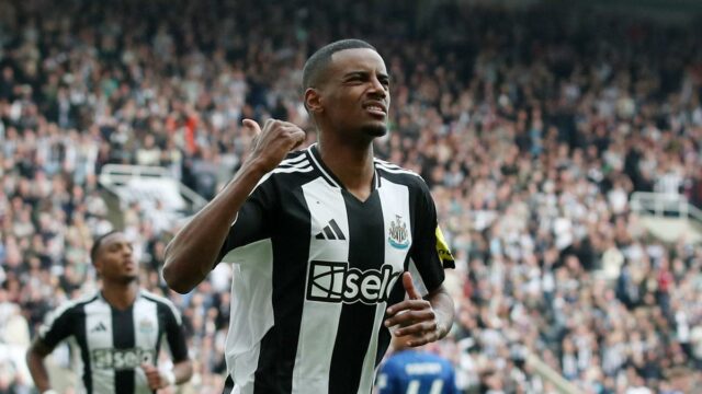 ISAK Transfer - iba útočník Newcastle Training, nie je k dispozícii pre otvárač Premier League

