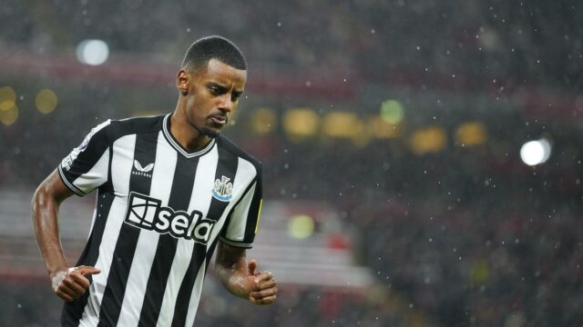 ISAK vybraný vo Švédskom tíme pre kvalifikácie Globe hrnčeky napriek stand-off Newcastle 

