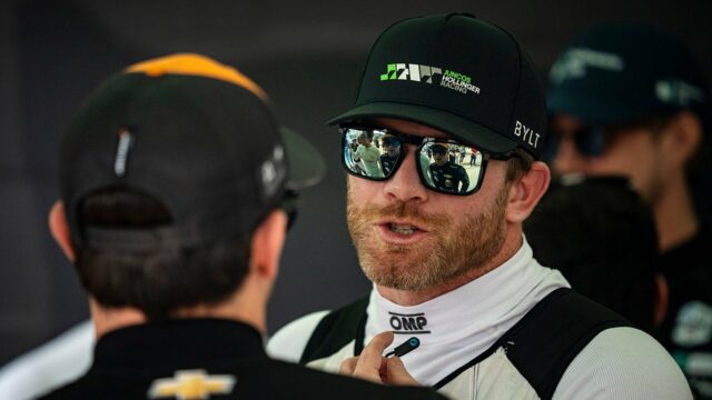 IndyCar News: Conor Daly slzy Christian Rasmussen po rase

