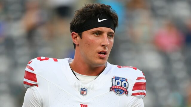 Informácie o NFL: Obri sa vzdajú Tommy DeVito 

