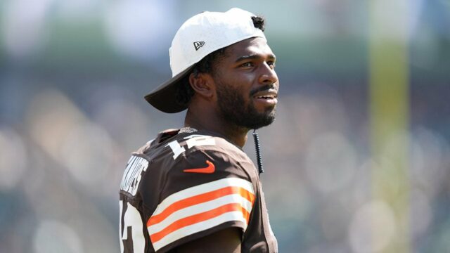 Informácie o NFL: Shedeur Sanders poskytuje záruk pre sledovateľov, pretože Browns pokrýva prezentu 

