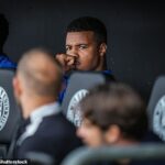 Hamza Igamane povedal Russellovi Martinovi, že bol zranený a nedokáže sa postaviť proti St Mirren
