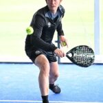 Thomas Frank Keskin je hráč Padel a súd v oblasti vzdelávania v Tottenhame